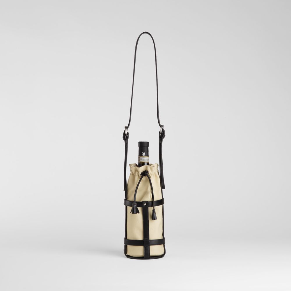 Wine bag store